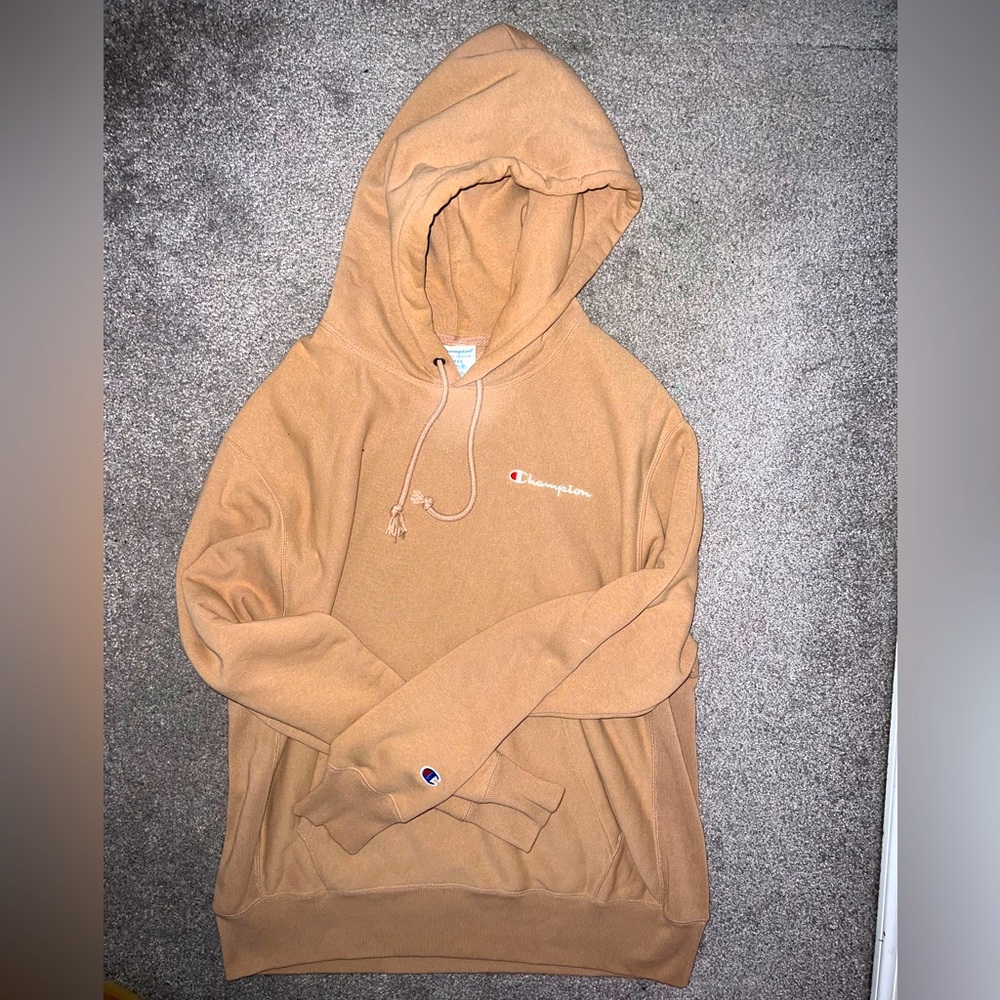 Champion Men’s Embroidered Hoodie Tan